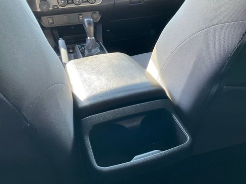 Used 2019 Toyota Tacoma SR5 image 45