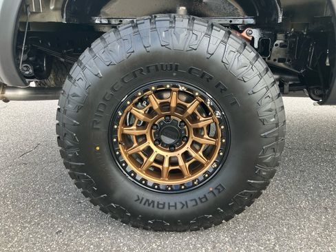 Used 2020 Ford F150 Raptor w/ Equipment Group 801A Mid AWD/4WD image 25