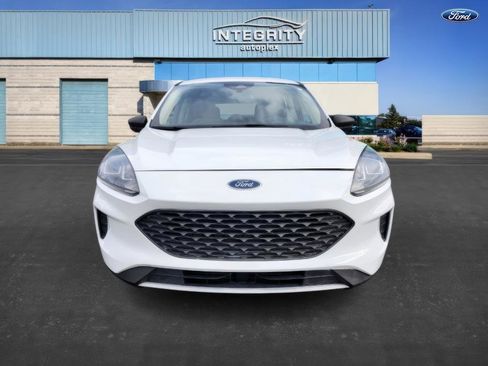 Used 2020 Ford Escape S image 8