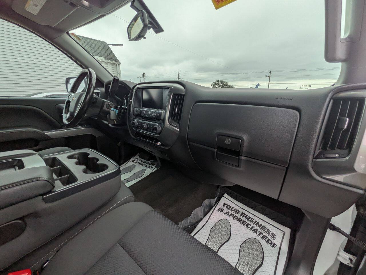Used 2018 Chevrolet Silverado 1500 LT w/ All Star Edition AWD/4WD image 21