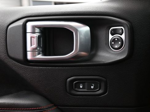 Used 2020 Jeep Gladiator Rubicon image 24