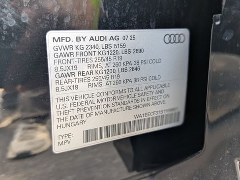 Used 2025 Audi Q3 2.0T Premium Plus w/ Premium Plus Package AWD/4WD image 41