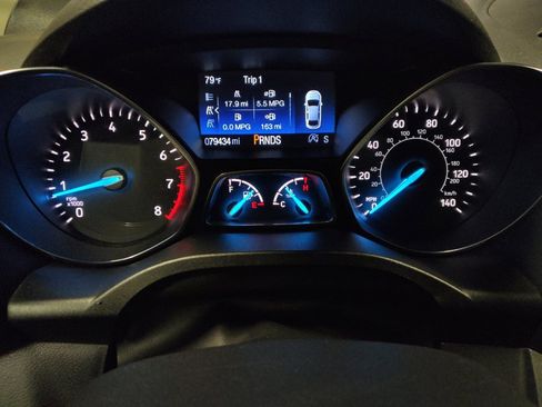 Used 2018 Ford Escape SEL w/ Ford Safe & Smart Package FWD image 23