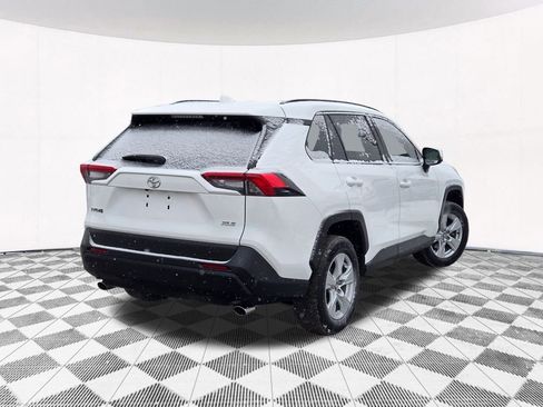 Used 2020 Toyota RAV4 XLE w/ Convenience Package image 13