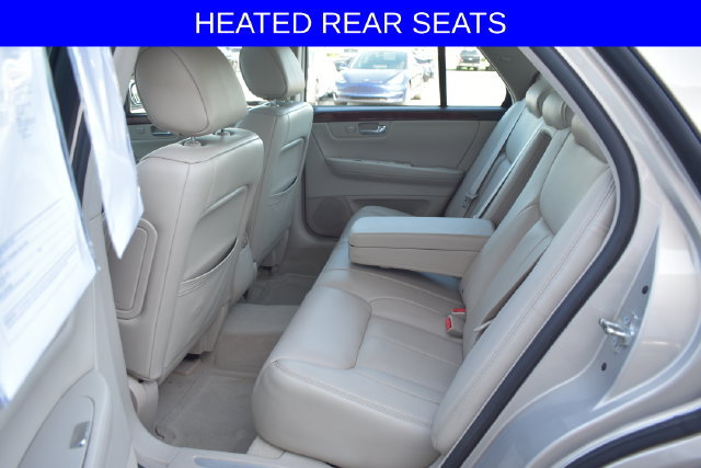 Used 2007 Cadillac DTS Luxury I w/ Sun And Sound Package FWD image 7