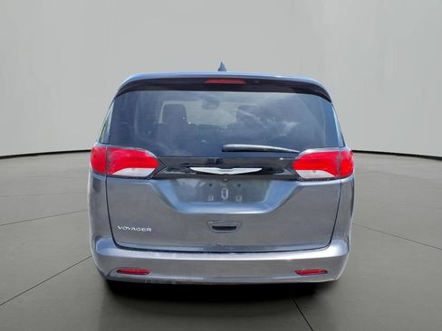 Used 2023 Chrysler Voyager LX FWD image 15