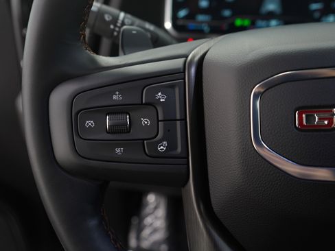 Used 2025 GMC Sierra 1500 AT4 w/ AT4 Premium Package image 27