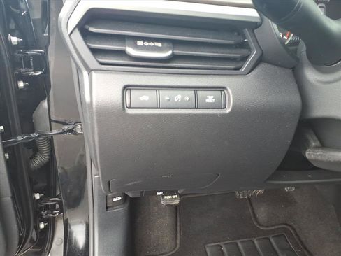 Used 2024 Nissan Altima 2.5 SV image 15