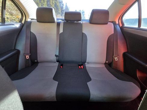 Used 2017 Volkswagen Jetta S image 16