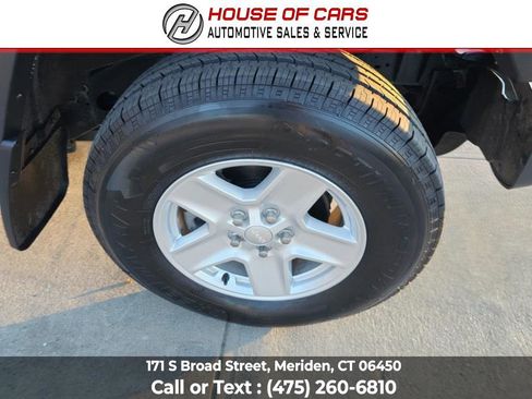 Used 2021 Jeep Gladiator Sport image 23