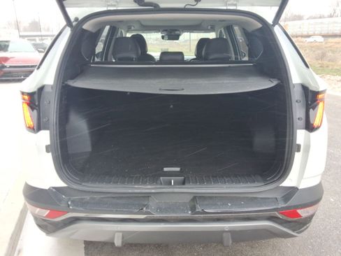 Used 2023 Hyundai Tucson Limited image 32