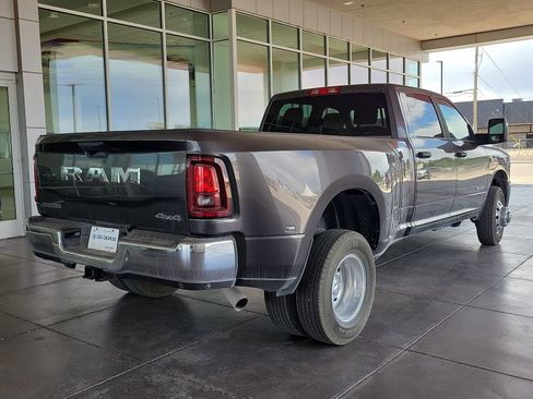 Used 2026 RAM 3500 Big Horn AWD/4WD image 3