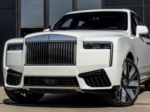 New 2026 Rolls-Royce Cullinan image 6