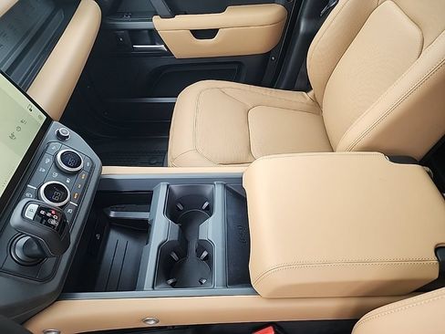 New 2026 Land Rover Defender 130 S AWD/4WD image 11
