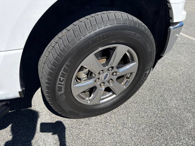 Used 2018 Ford F150 XLT w/ Equipment Group 302A Luxury AWD/4WD image 9