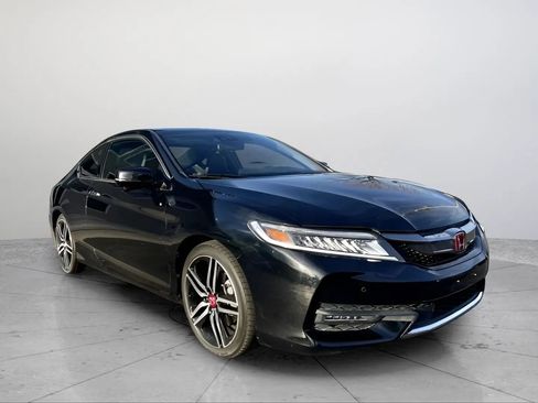 Used 2016 Honda Accord Touring image 7
