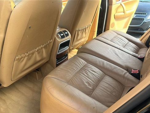 Used 2006 Porsche Cayenne AWD/4WD image 26