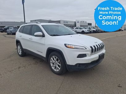 Used 2014 Jeep Cherokee Latitude w/ Comfort/Convenience Group