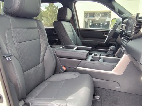 New 2025 Toyota Tundra Limited image 29