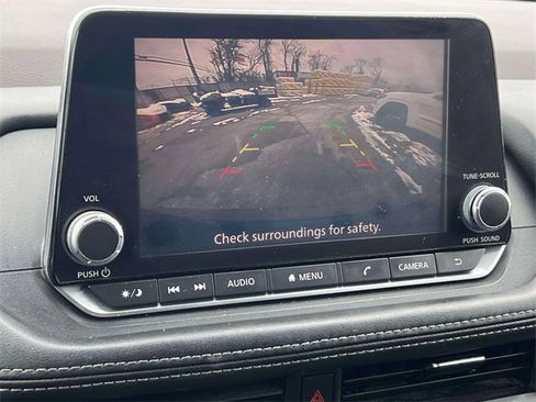 Used 2021 Nissan Rogue S image 28