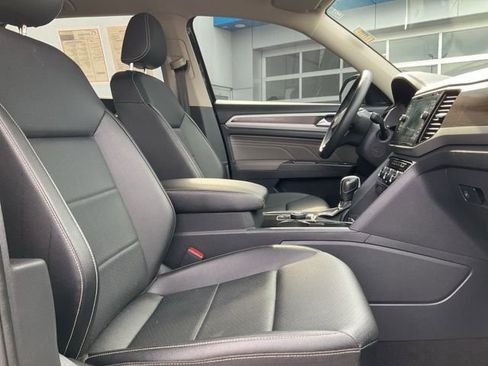 Used 2023 Volkswagen Atlas SE w/ Black Wheel Package AWD/4WD image 10