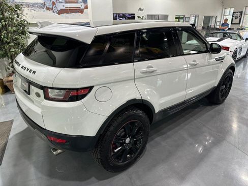 Used 2017 Land Rover Range Rover Evoque SE Premium AWD/4WD image 2