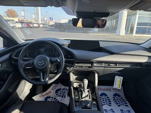 New 2026 MAZDA MAZDA3 2.5 Turbo Sedan w/Premium Plus image 9