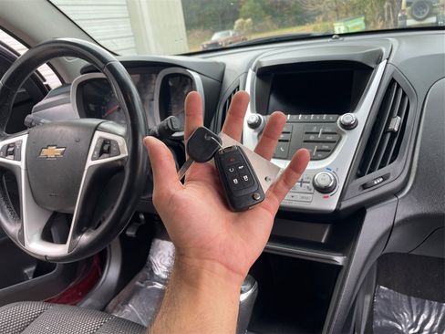 Used 2016 Chevrolet Equinox LT w/ Convenience Package image 50