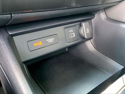 Certified 2025 Acura Integra image 31