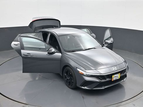 New 2026 Hyundai Elantra Sport FWD image 29