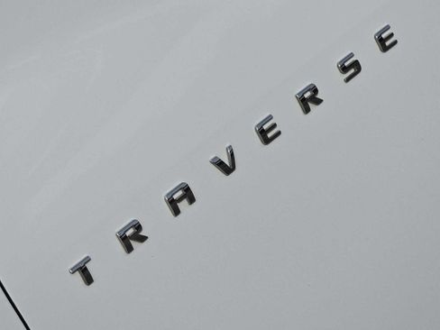Certified 2023 Chevrolet Traverse LT w/ LT Premium Package FWD image 10