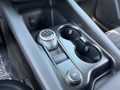 New 2026 Ford Explorer ST-Line w/ ST-Line Street Pack image 10