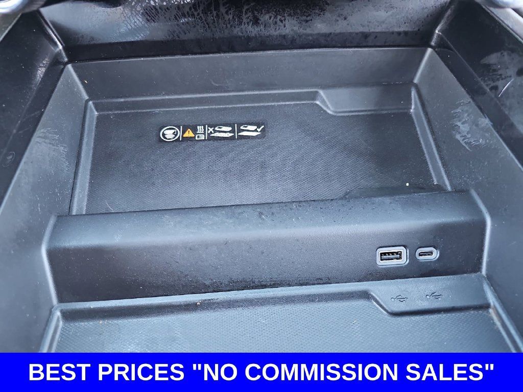 Used 2025 Chevrolet Tahoe LT RWD image 27