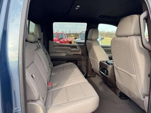 Used 2024 GMC Sierra 1500 SLT w/ SLT Premium Plus Package image 10