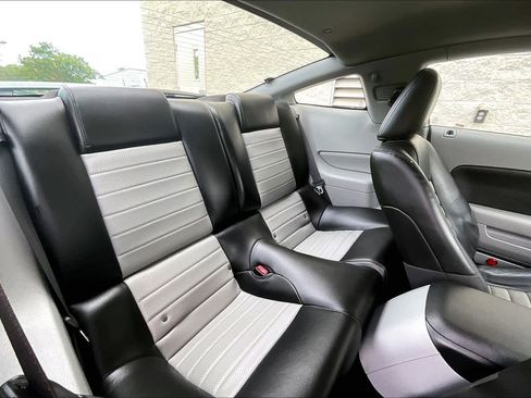 Used 2007 Ford Mustang GT Premium RWD image 16