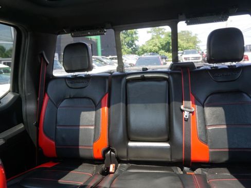 Used 2019 Ford F150 Lariat w/ Equipment Group 502A Luxury AWD/4WD image 31