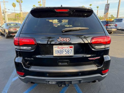 Used 2019 Jeep Grand Cherokee Trailhawk w/ Trailhawk Luxury Group image 7