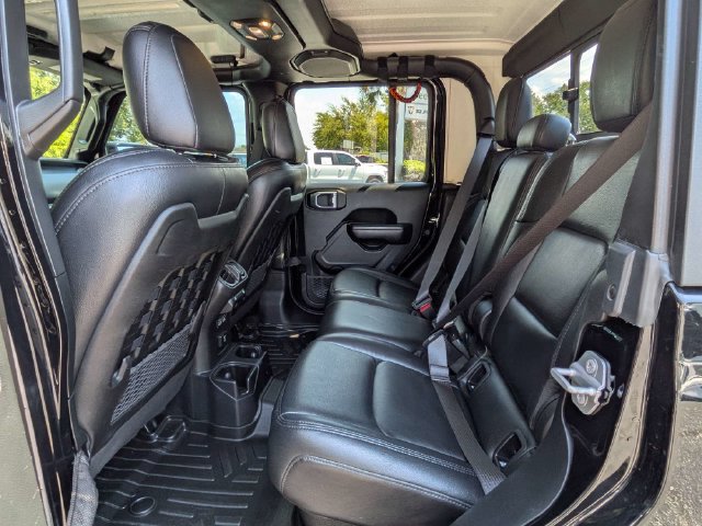Used 2020 Jeep Gladiator Mojave AWD/4WD image 16