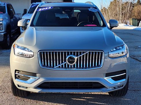 Used 2025 Volvo XC90 B5 Core image 15
