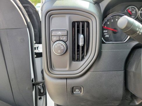Used 2022 Chevrolet Silverado 1500 Custom w/ Safety Confidence Package image 20