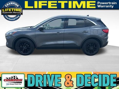 Used 2022 Ford Escape SE AWD/4WD image 1