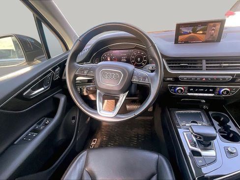 Used 2019 Audi Q7 3.0T Prestige AWD/4WD image 6