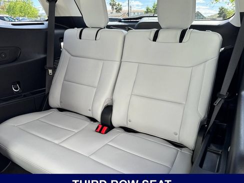 Used 2025 Ford Explorer Platinum w/ Ultimate Package RWD image 19