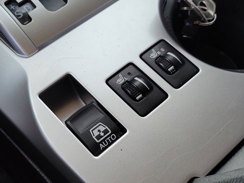 Used 2021 Toyota 4Runner SR5 Premium w/ Moonroof Package image 30