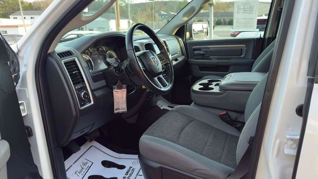 Used 2017 RAM 1500 Big Horn RWD image 9