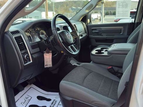 Used 2017 RAM 1500 Big Horn image 9