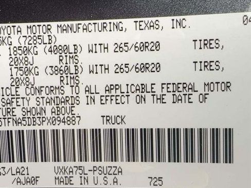 Used 2023 Toyota Tundra Platinum w/ Advanced Package AWD/4WD image 16