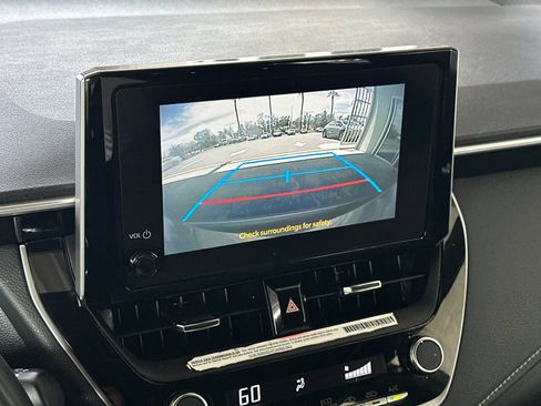 Used 2024 Toyota Corolla SE w/ SE Package FWD image 16