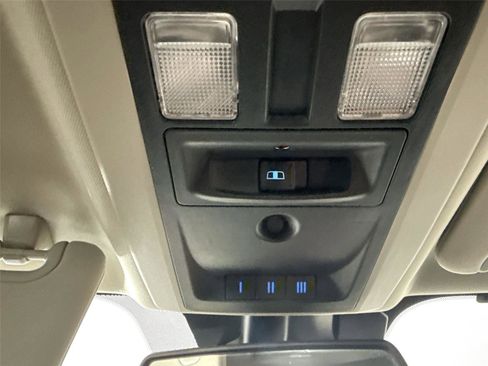 Used 2017 RAM 1500 Big Horn image 6