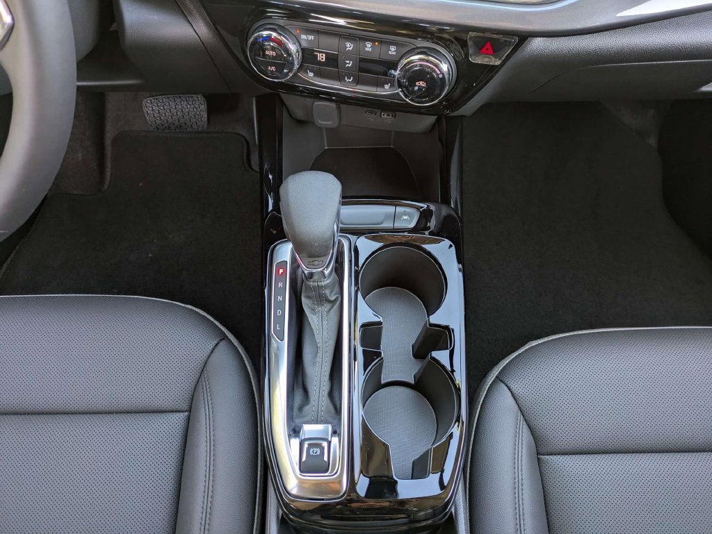 New 2026 Chevrolet Trax ACTIV w/ Driver Confidence Package FWD image 21